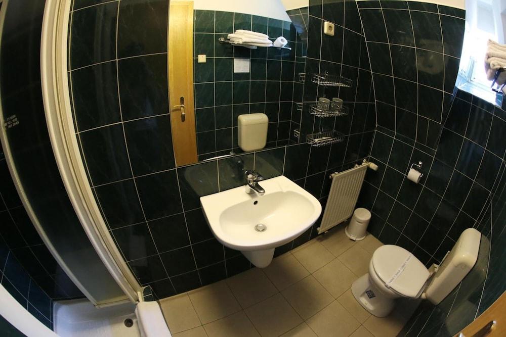 Hotel Bara Будапеща Стая снимка